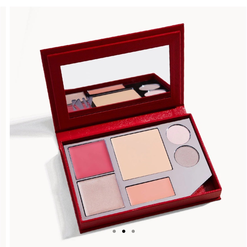 Kjaer Wei’s Collector’s Kit